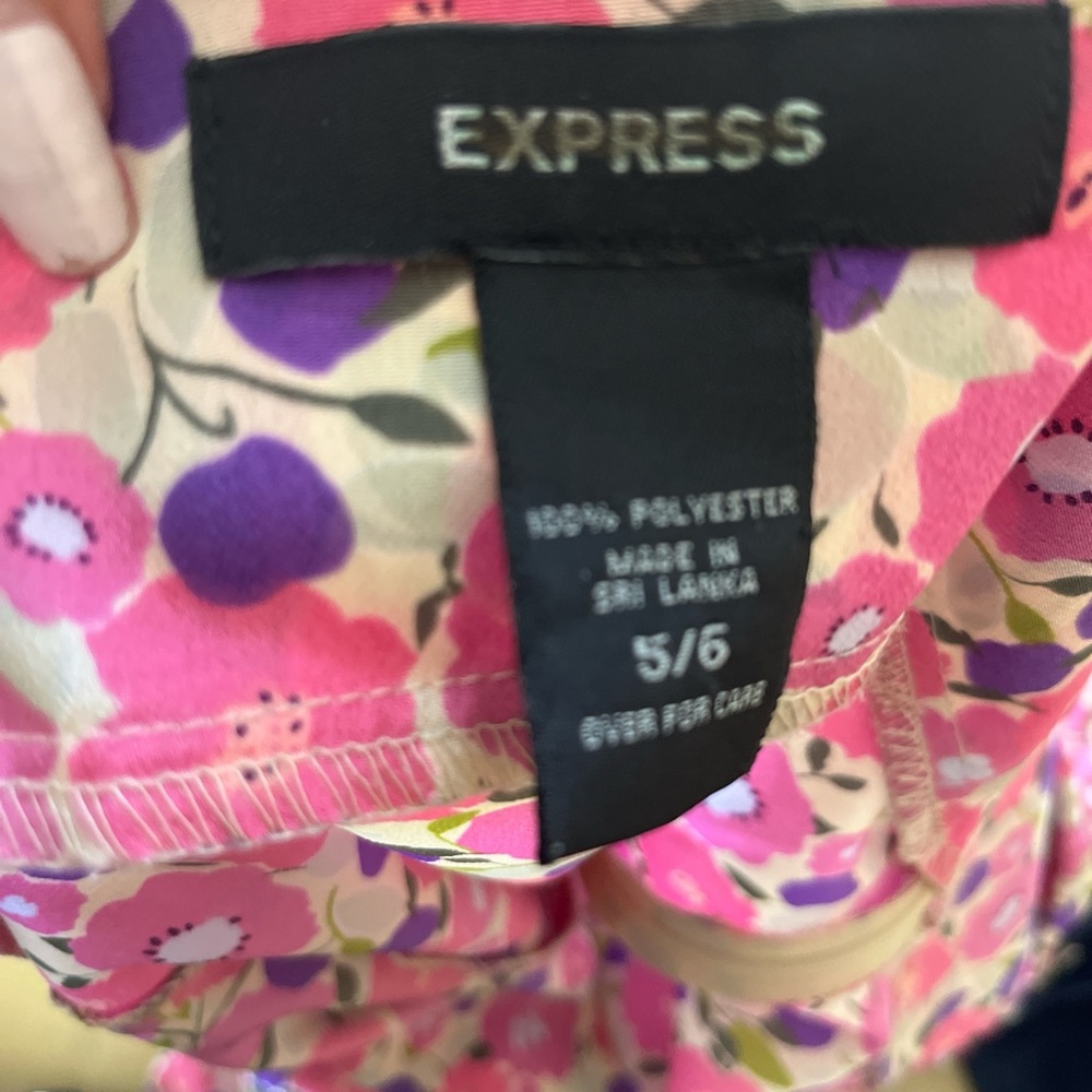 Vintage milkmaid Express Pink Floral Dress - Picture 3 of 3